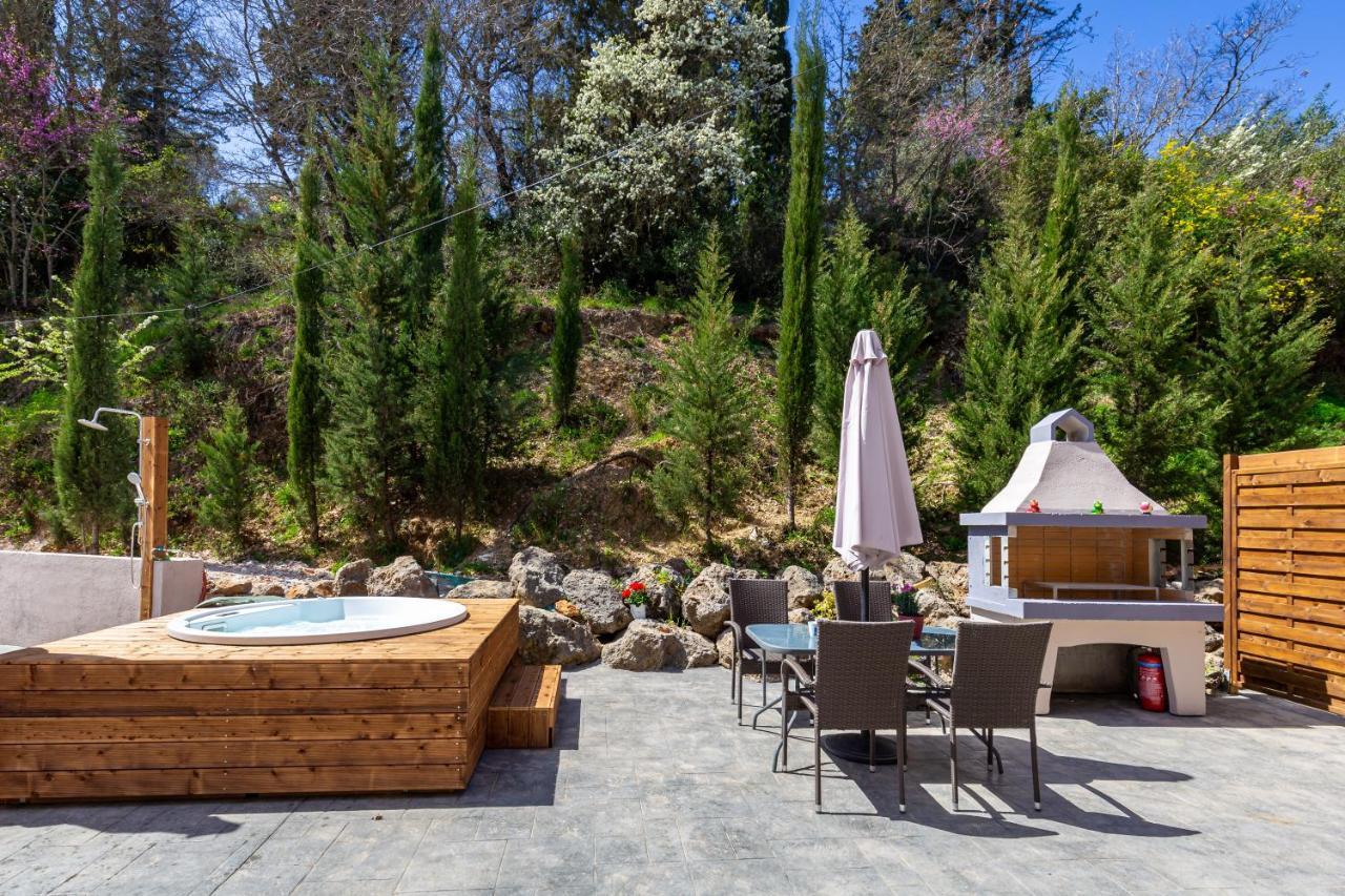 Nightingale Villa & Suites Corfu Gazátika Exteriör bild