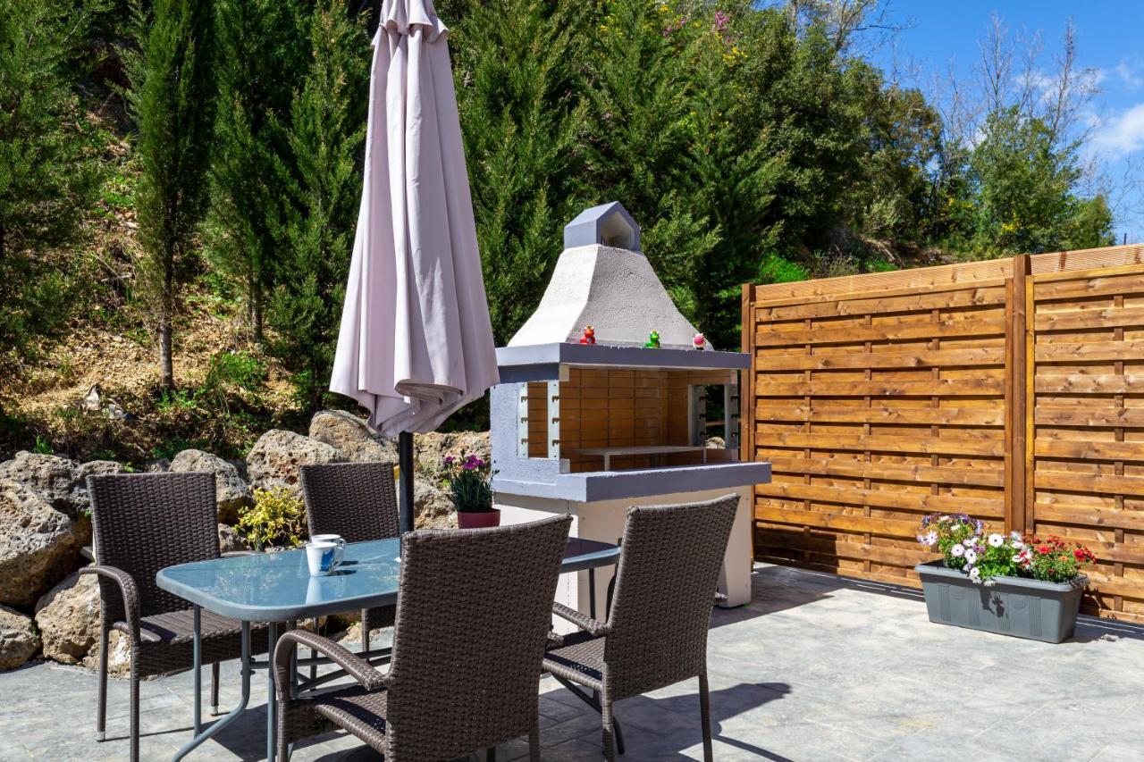 Nightingale Villa & Suites Corfu Gazátika Exteriör bild